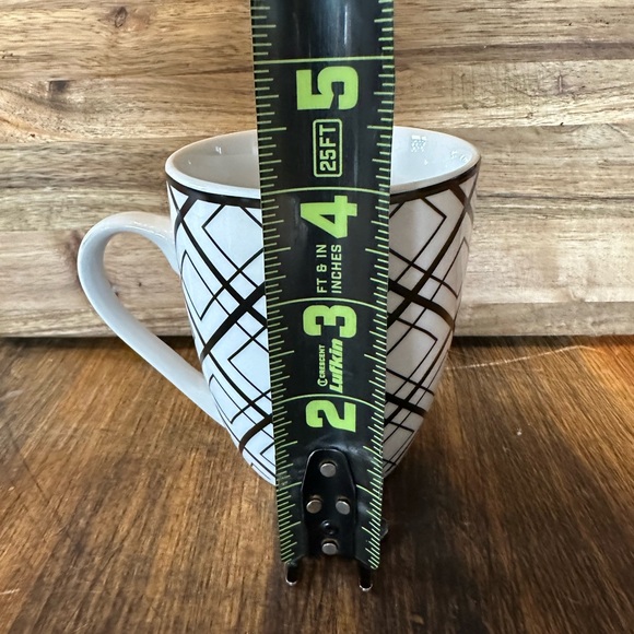 Dover & York Black & White Geometric Pattern Ceramic Mugs Cups New Set of 2 - Picture 6 of 6